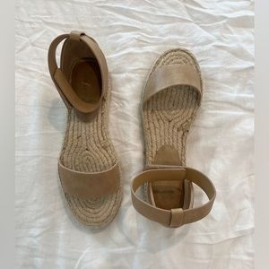 Splendid espadrille platform sandals in Natural, size 9.5.